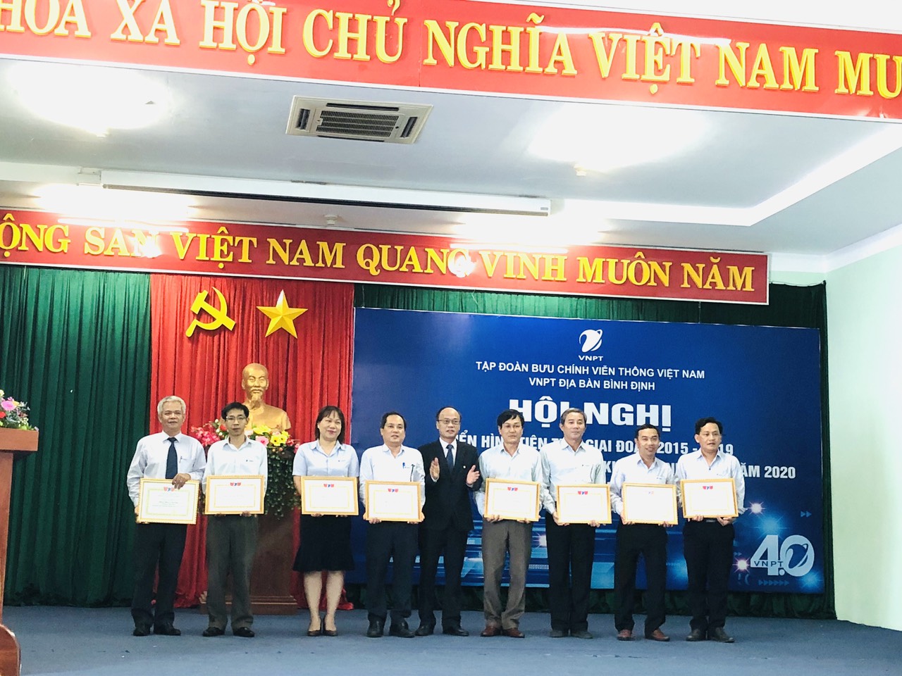 VNPT địa bàn Bình Định tổ chức Hội nghị Điển hình tiên tiến giai đoạn 2015-2019 VNPT địa bàn Bình Định tổ chức Hội nghị Điển hình tiên tiến giai đoạn 2015-2019